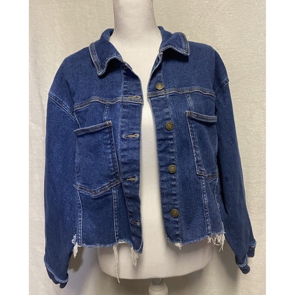 Ava & Viv Women's Plus Cropped Lightweight Denim Jacket Darkwash Size 1X - Picture 3 of 10